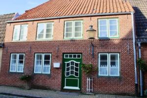 Holiday Apartment Stork's Nest, Friedrichstadt