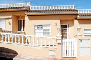 Beachfront Bungalow In La Mata, Cottage, Torrevieja