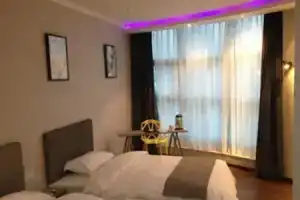 Super 8 Hotel (Suzhou Shilu Shantang Street), Suzhou