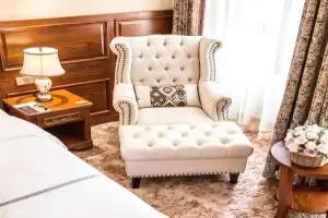 Byrne Leeds Hotel, Kunming