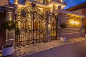 Villa Ester, Corce