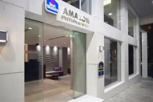 Amazon Hotel, Athens