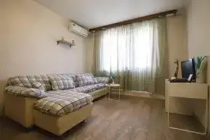 Moment House on Mitinskaya Street, Moscow