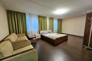Kak doma Hostel, Mirnyj