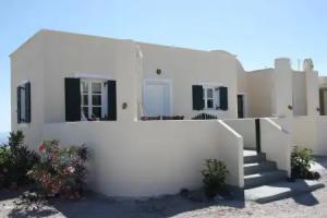 Ampelos Executive Houses, Pirgos