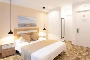 Room Boutique 32, Denia