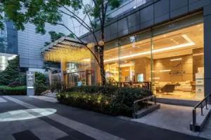 Cheng Du Wifc Suites -YYC Preferred, Chengdu