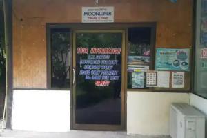 Moonwalk Lanta Resort, Lanta Island