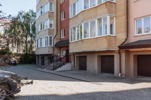 Apartments on Ozernaya street 35B, Kaliningrad