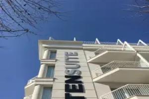 Residence Ten Suite, Rimini