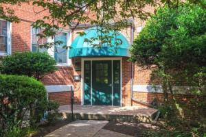 Convenient Condo ~ 4 Mi to National Mall Apartments, Arlington