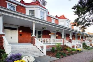 Newly Renovated Apt Outdoor Space Apartments, Savannah