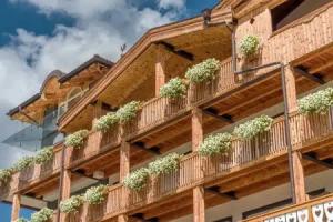 Croce Bianca Leisure & Spa Hotel, Canazei