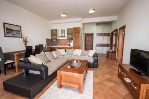 Apartments Zara, Dobra-Voda