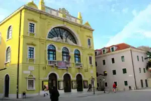 Apartment Dora in center of, Split