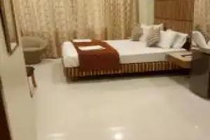 Bentley Hotel Marine Drive, Mumbai