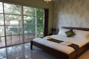 The Hillside Pranburi Resort, Pran Buri