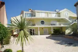 Villa Maestral, Zadar
