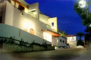 Hotel Baia Dei Faraglioni, Mattinata