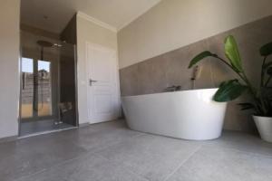 Chambre privee luxueuse Villa Monte 0ropa, Nice