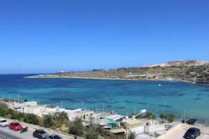 Seaview 2 Bedroom Apartment in, Qawra