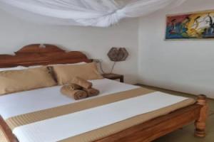 Mlango House, Paje