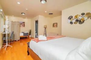 Monterey Park Retreat: Spectacular Views & Comfort Hotel, Los Angeles