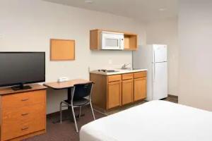 WoodSpring Suites Savannah Garden City, Savannah