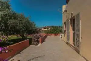 Villa erica appartamento Lesley, Villa San Pietro