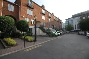 Docklands Self Catering Apartment, Dublin