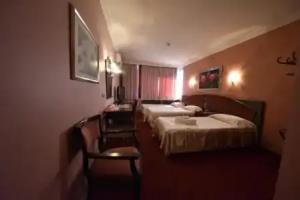 Otel KÂYA, Izmir