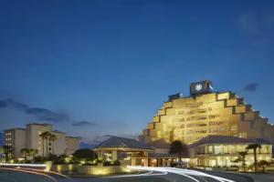 Sheraton Okinawa Sunmarina Resort, Onna