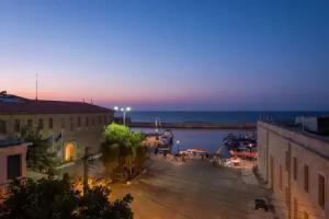 Madonna del Mare, Chania Town