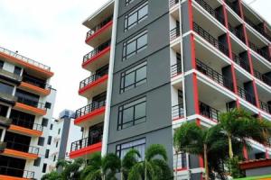 Naiharn Condominium Phuket Apartments, Nai Harn