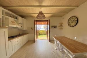Appartamento con vista sul lago di Iseo e piscina Apartments, Riva di Solto