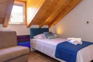 Rustic Chic Apartments, Split