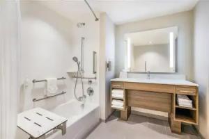 Home2 Suites Hilton Medical Center Denver, Aurora