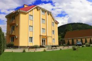 Zakarpatskiy Oazis, Karpaty