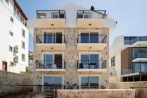 Kaş Eylül Suit Apart, Kas