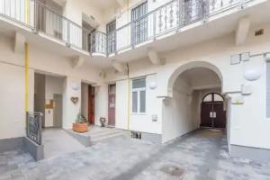 Oasis Apartments - Westend I, Budapest