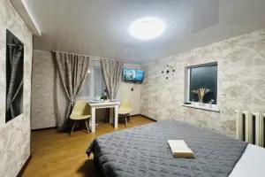 A cozy house for romantic meetings with a closed parking lot, Pyatigorsk