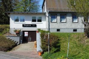 Vier Jahreszeiten Cottage, Frauenwald