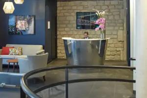 Hotel Atmospheres, Paris