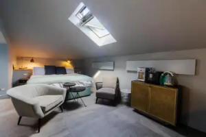 Bello Lake Suites, Como