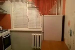 Dvuhkomnatnaja posutochno po Azattyk Apartments, Atyrau