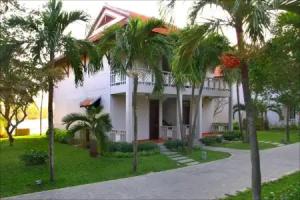 Hoi An Beach Resort, Hoi An