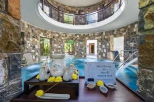 Le Jadis Beach Resort & Wellness - Managed by Banyan Tree Hotels & Resorts, Balaclava
