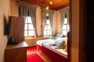 Araz White House, Mudanya