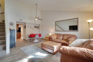 Flagstaff Townhome w/ Grill ~ 3 Mi to Downtown! Apartments, Flagstaff