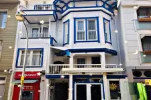 Butik Akvaryum, Adalar